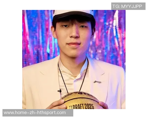 比卢普斯每日加练杨瀚森努力学习英语与观看比赛录像提升自我 比卢普斯每日加练杨瀚森努力学习英语与观看比赛录像提升自我