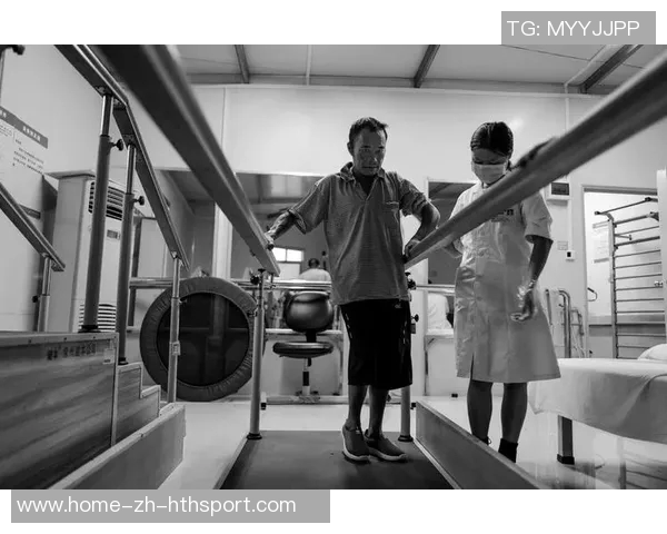 前巴西国脚里贝罗公开罹患甲状腺癌手术后积极开启康复之路 前巴西国脚里贝罗公开罹患甲状腺癌手术后积极开启康复之路