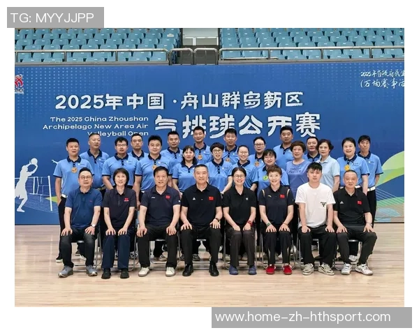 中国体育报报道中足联启动职业联赛文明行动月系列活动倡导体育精神与文明风尚