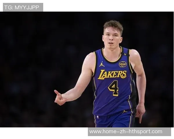 湖人媒体日回顾詹姆斯谈退役东契奇分享融入感受艾顿面对巨大压力 湖人媒体日回顾詹姆斯谈退役东契奇分享融入感受艾顿面对巨大压力