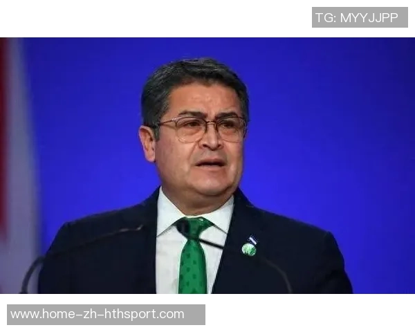 巴黎关注巴萨18岁中场胡安埃尔南德斯合同明夏到期引发转会speculation